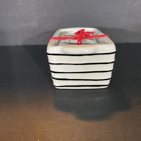 Heartful Home Mini Loaf Pan with Towel Holly Berry by Artist Tracy Pesche New - Picture 3 of 10